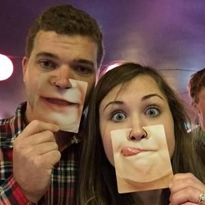 Meet your Posher, Carson