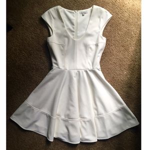 FLASH SALE! Francesca's White Cocktail Dress