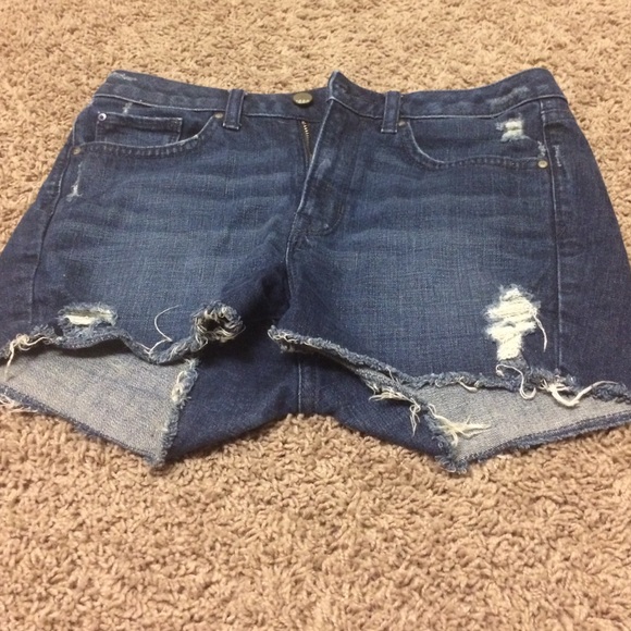 Gap shorts