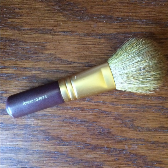 Femme Couture All Over Brush - Picture 2 of 3