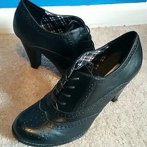 Cute black shoes