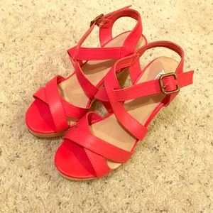 Aldo brand coral wedges