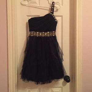 One shoulder navy blue homecoming/ prom dress