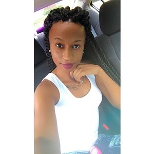 Meet your Posher, Jasmine