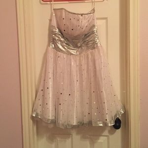 Jessica McClintock strapless homecoming Prom dress
