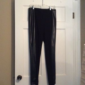 Black leggings with leather insets