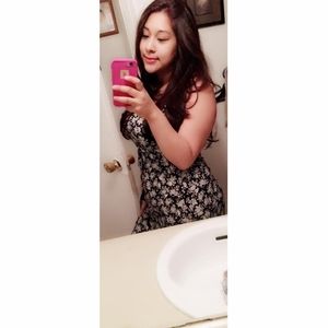 Meet your Posher, Roxana