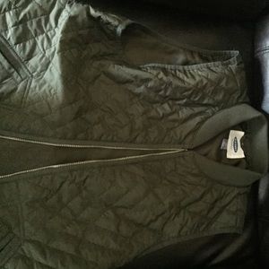 Purchased last Fall never worn green vest