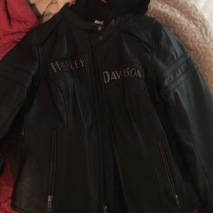 Women's size S Harley Davidson leather jacket