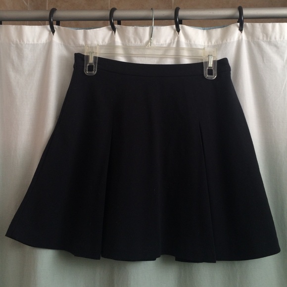 Forever 21 - Contemporary pleated skirt
