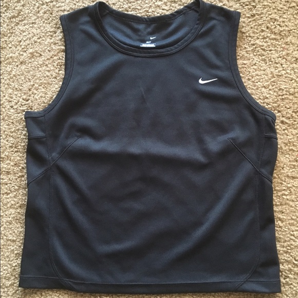 Nike top SOLD!