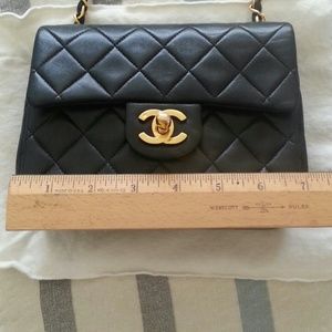 Chanel extra pics