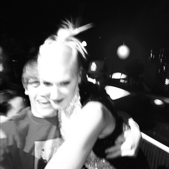 Meet your Posher! - Picture 2 of 4