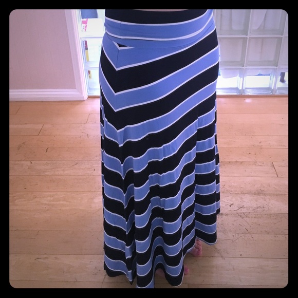 Striped maxi skirt