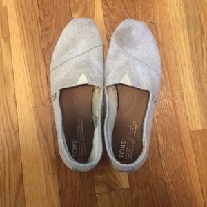 Gray wool Toms