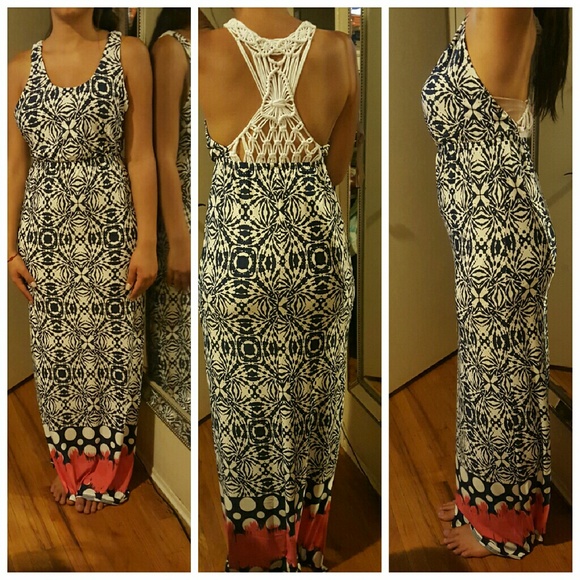 🚨Free with purchase🚨 (Olivia Grace) maxi dress