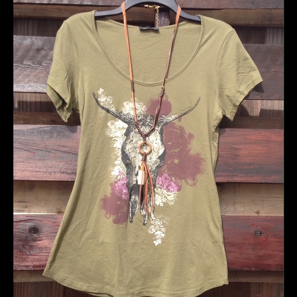 Bullhead Skull Rose  Fitted Cotton Tee Shirt Top - Picture 3 of 4