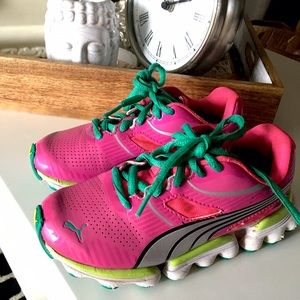 🎀👟Puma Girl Sz 11.5 Tennis Shoes👑