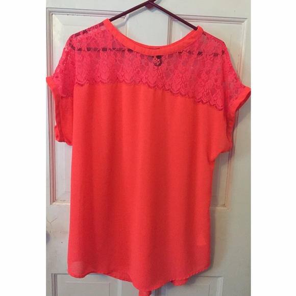 Neon Pink Top 💋