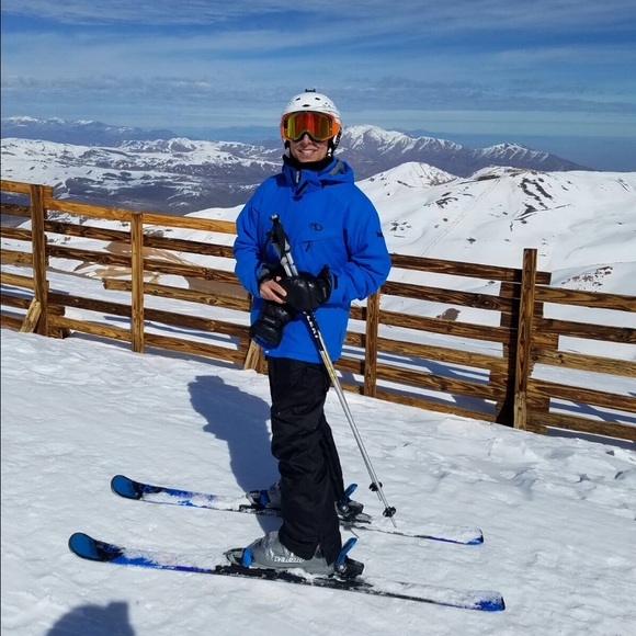 Meet your Posher, Dee - Picture 1 of 1