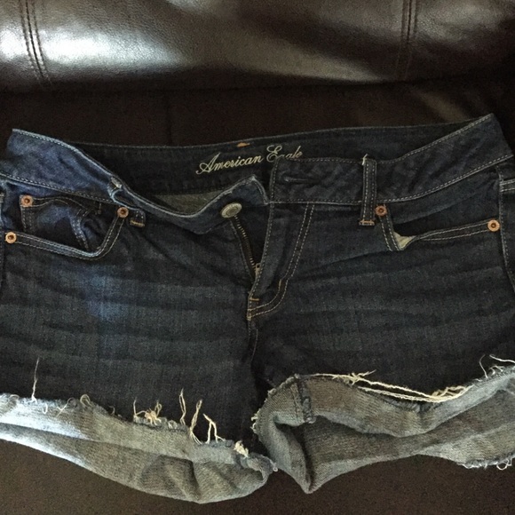 AE shorts dark blue