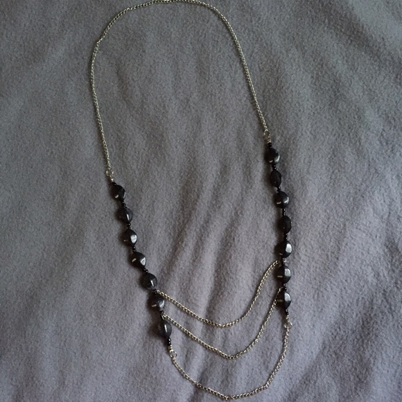 Layered Chain Necklace - Picture 2 of 4