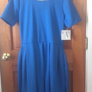 Stunning Lularoe blue chevron Amelia L