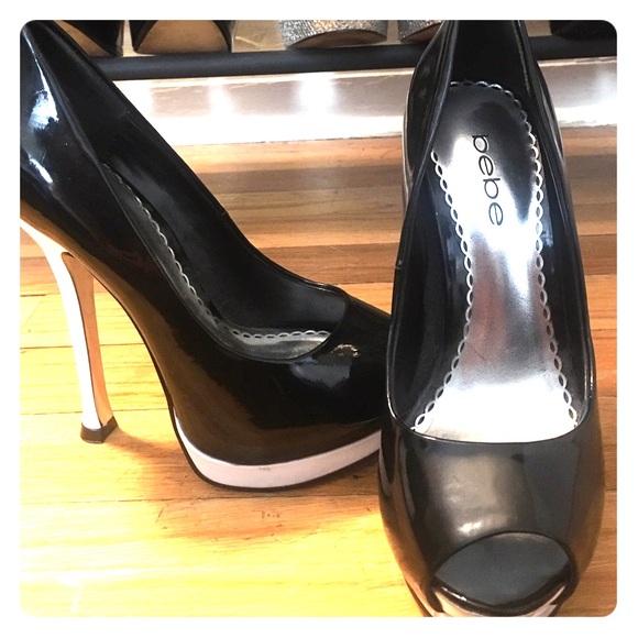 Bebe heels. Size 5. NEVER WORN.