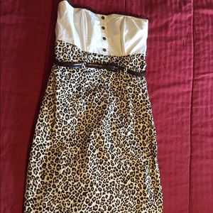 Leopard print dress💫