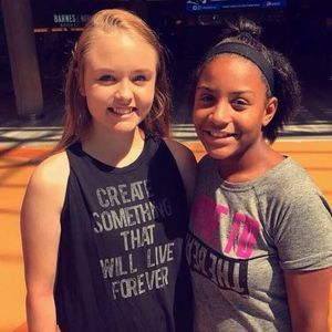 Meet your Posher, Elizabeth