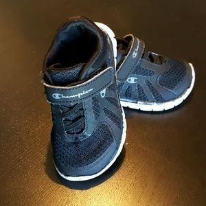 Toddler Champion shoes size 5.5