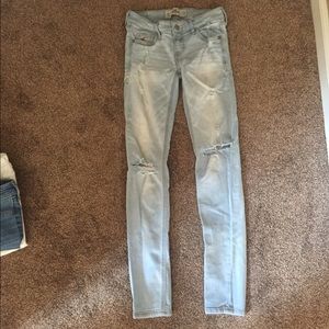 Hollister distressed Jeans