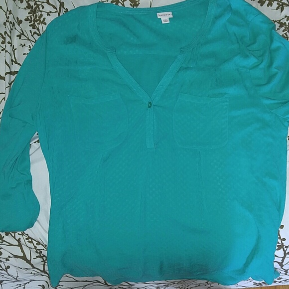 Long sleeve shirt