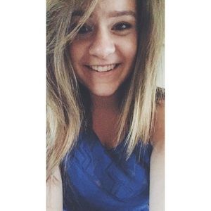 Meet your Posher, Abby