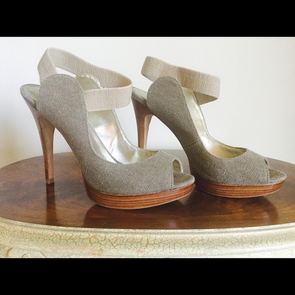 Pelle Khaki Tweed Heels