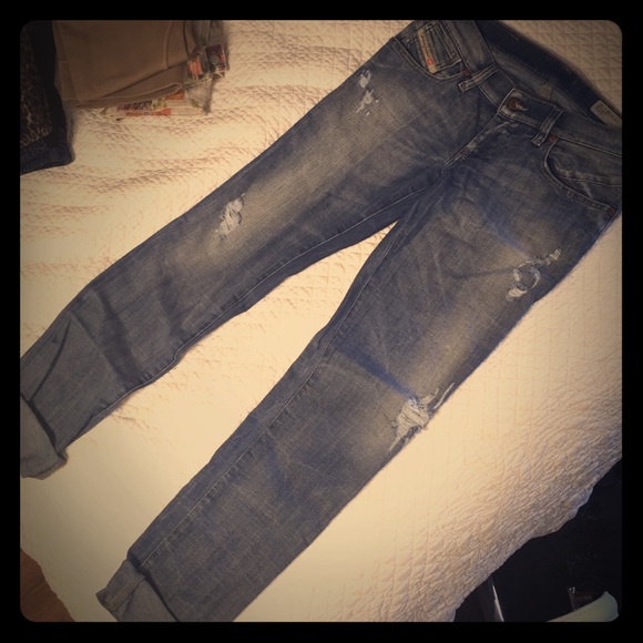 Diesel jeans, a bit distressed, straight leg.27-28 - Picture 1 of 4