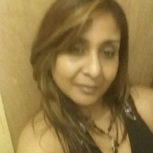 Meet your Posher, Celia