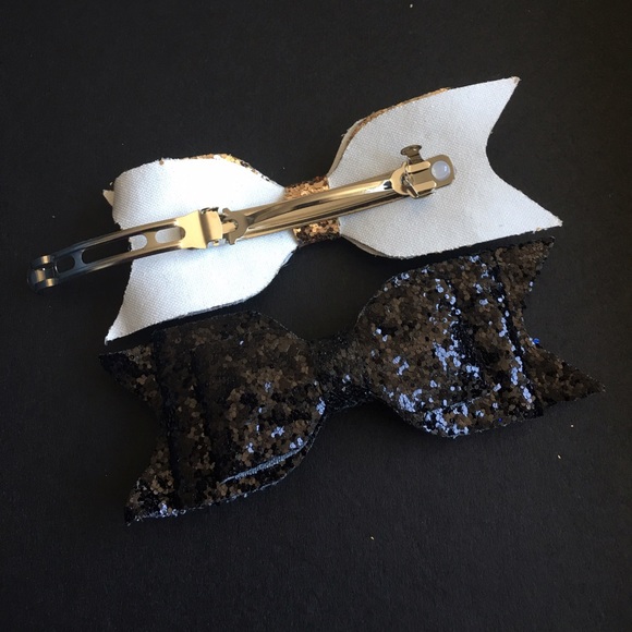 HP - 08/27 - Glitter bow π - Picture 4 of 4