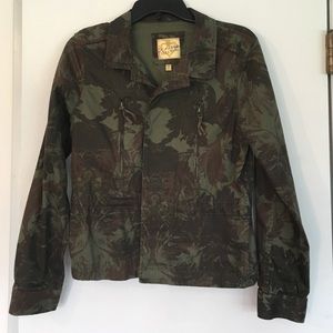 Cute camo jacket!