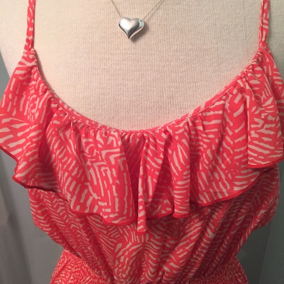 Francesca's Collections Famosa Coral ruffle dress. - Picture 3 of 4