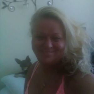 Meet your Posher, Debbie