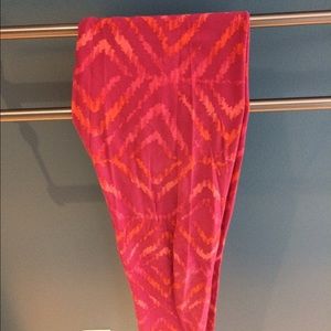 OS Lularoe leggings