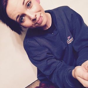 Meet your Posher, Dominique