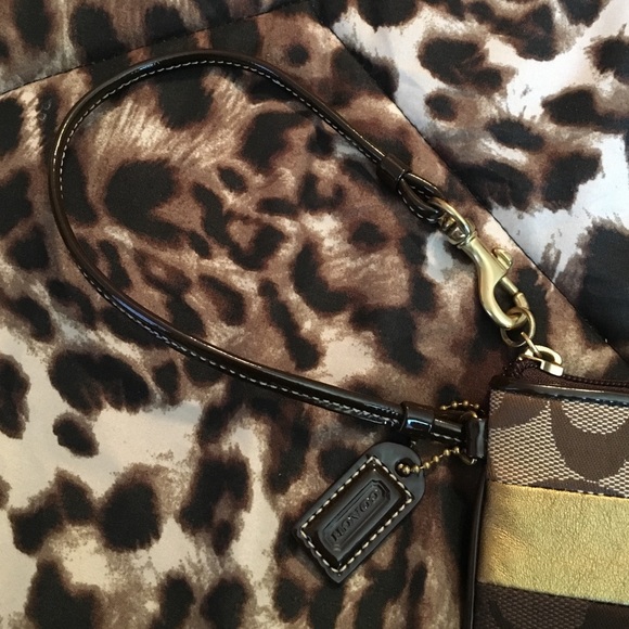 Coach patchwork wristlet - Picture 3 of 4