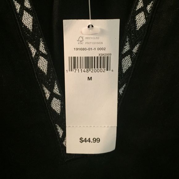 Black Gap Tank. NEW WITH TAGS - Picture 2 of 4