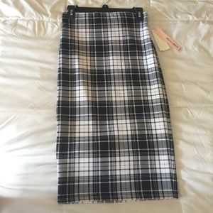 NWT Sequin Hearts Plaid Pencil Skirt