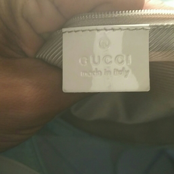 AUTHENTIC GUCCI SHOULDER BAG - Picture 3 of 4