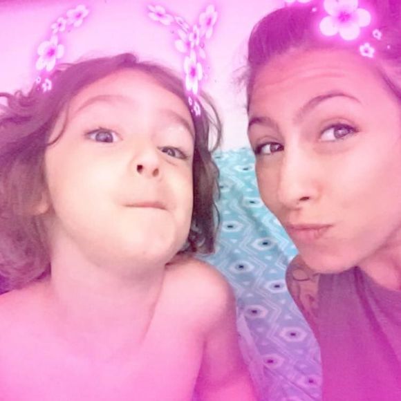 Meet your Posher, Desirae - Picture 1 of 1