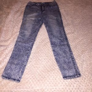 Skinny Jeans with Polka Dots