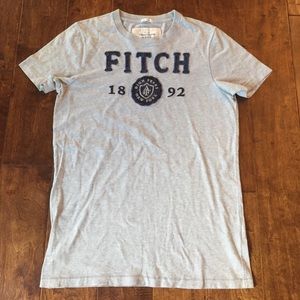 LAST CHANCE, CLOSET CLOSING! T-shirt